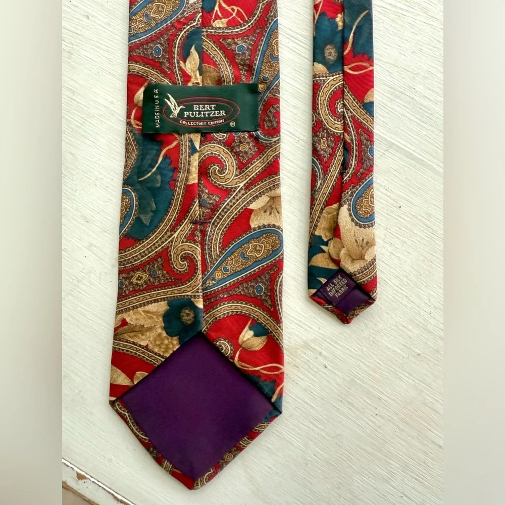 Bert Pulitzer Collectors Edition Silk Neck Tie Red And Tan Paisley Pattern
